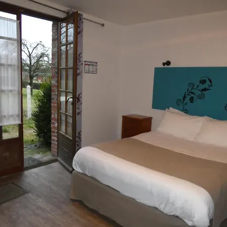 Hotel Logis Restaurant Saint Martin 2*