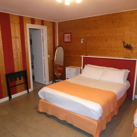 Hotel Logis Restaurant Saint Martin 2*