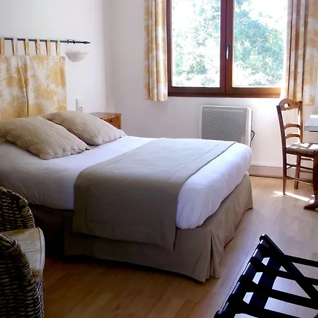 Logis Restaurant Saint Martin 2* Surville (Calvados)