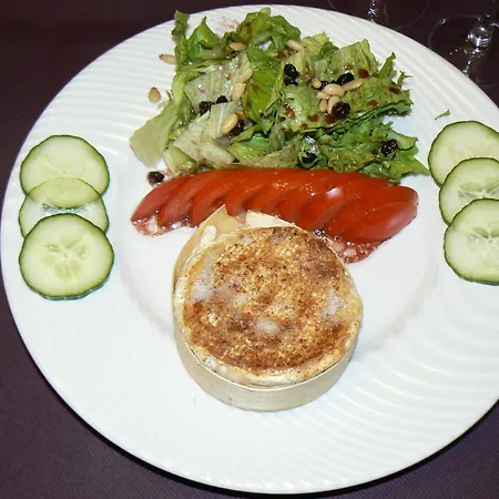 Logis Restaurant Saint Martin Hotel Surville (Calvados)