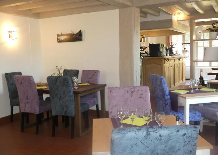 Saint Martin 2* Surville (Calvados)