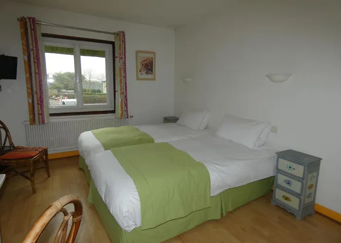 Saint Martin Hotel Surville (Calvados)