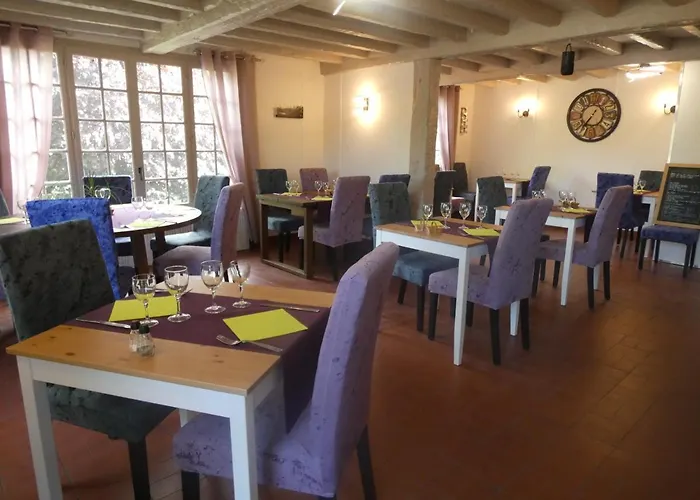 Saint Martin 2* Surville (Calvados)