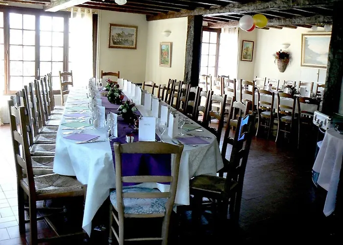 Saint Martin Hotel Surville (Calvados)