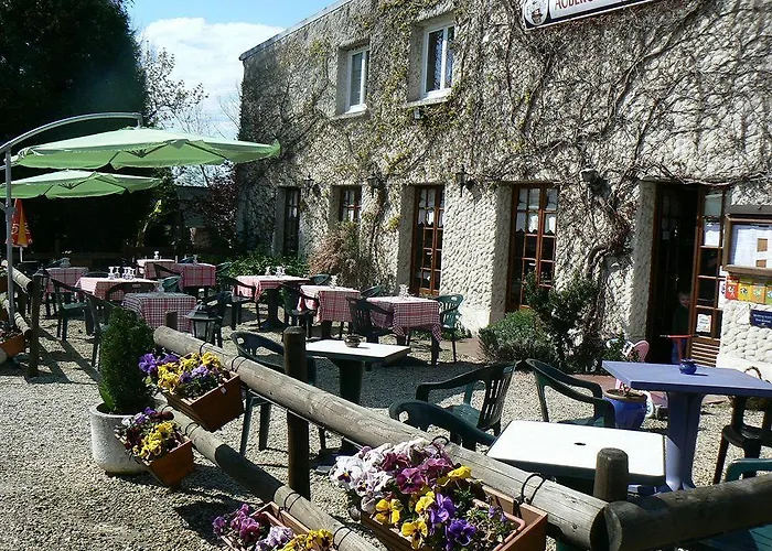 Saint Martin 2* Surville (Calvados)