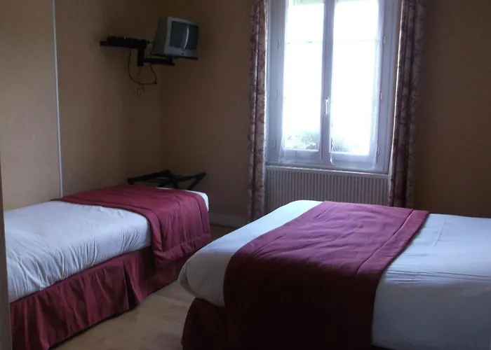 Saint Martin 2* Surville (Calvados)